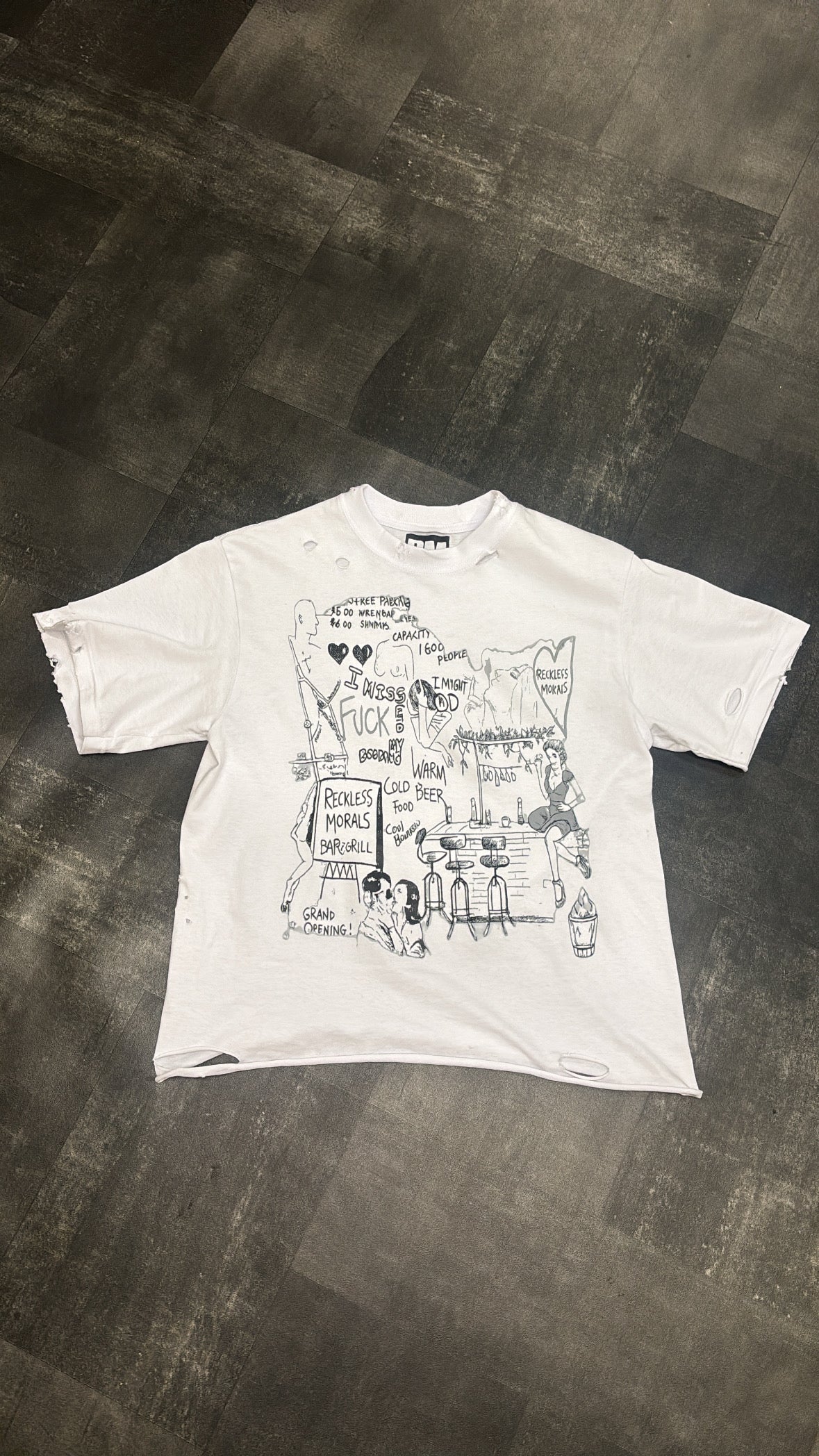 Bar & grill Tee